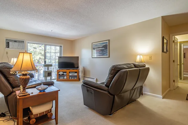 $294,900 | 490 River Road, Unit 30, Manchester, NH 03104