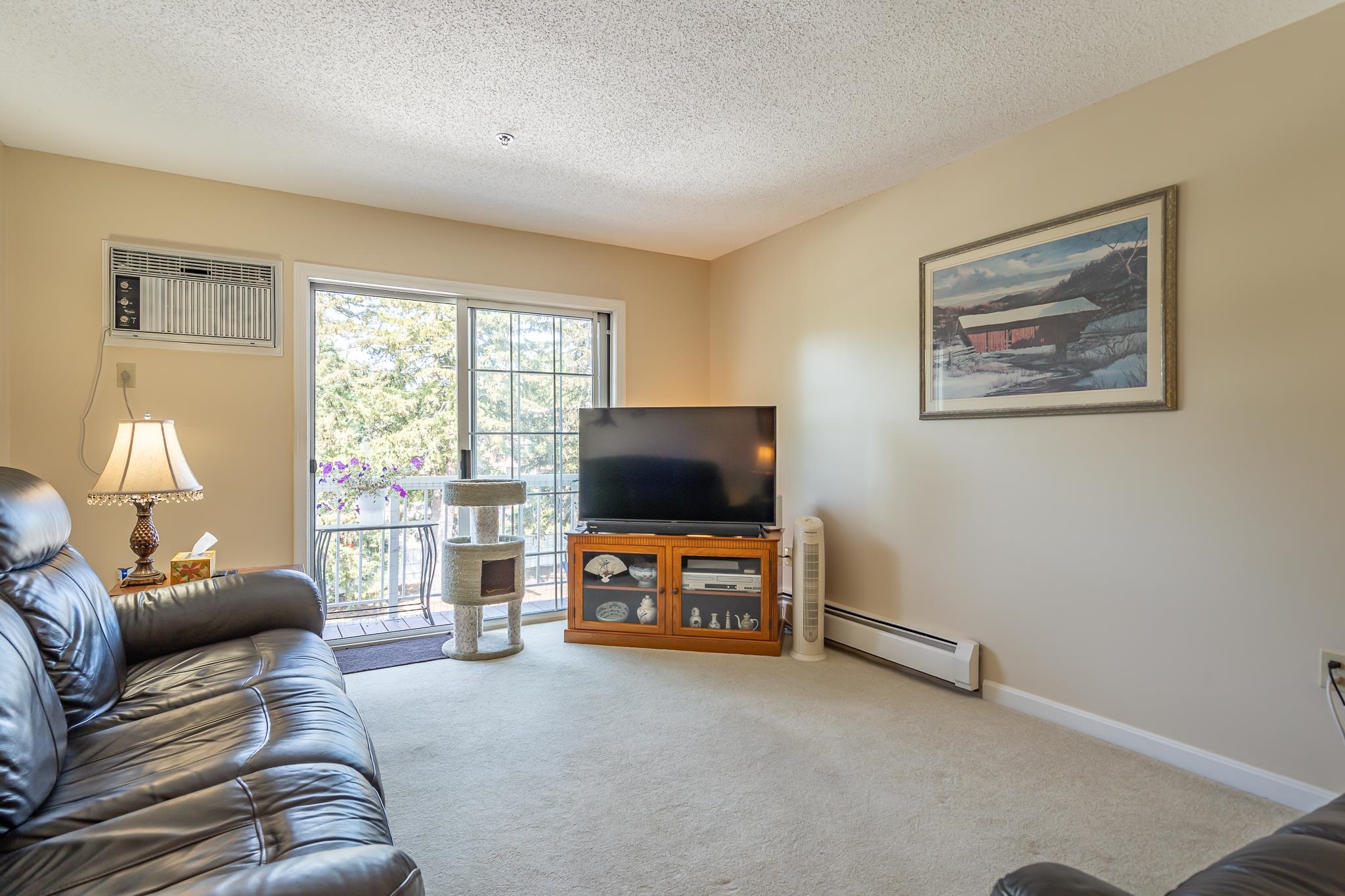 490 River Road, Unit 30 Manchester, NH 03104 - Photo 17 of 34