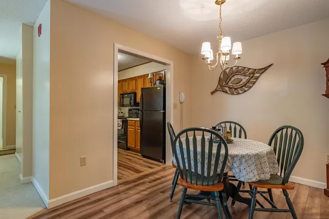 $294,900 | 490 River Road, Unit 30, Manchester, NH 03104