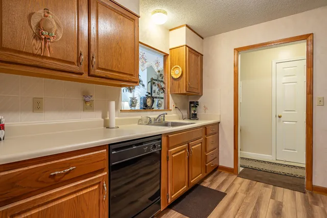 $294,900 | 490 River Road, Unit 30, Manchester, NH 03104