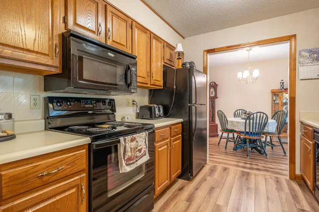 $294,900 | 490 River Road, Unit 30, Manchester, NH 03104