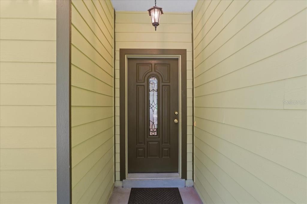 124 Mandarin Lake Road Melrose, FL 32666 - Photo 4 of 46 a view of front door