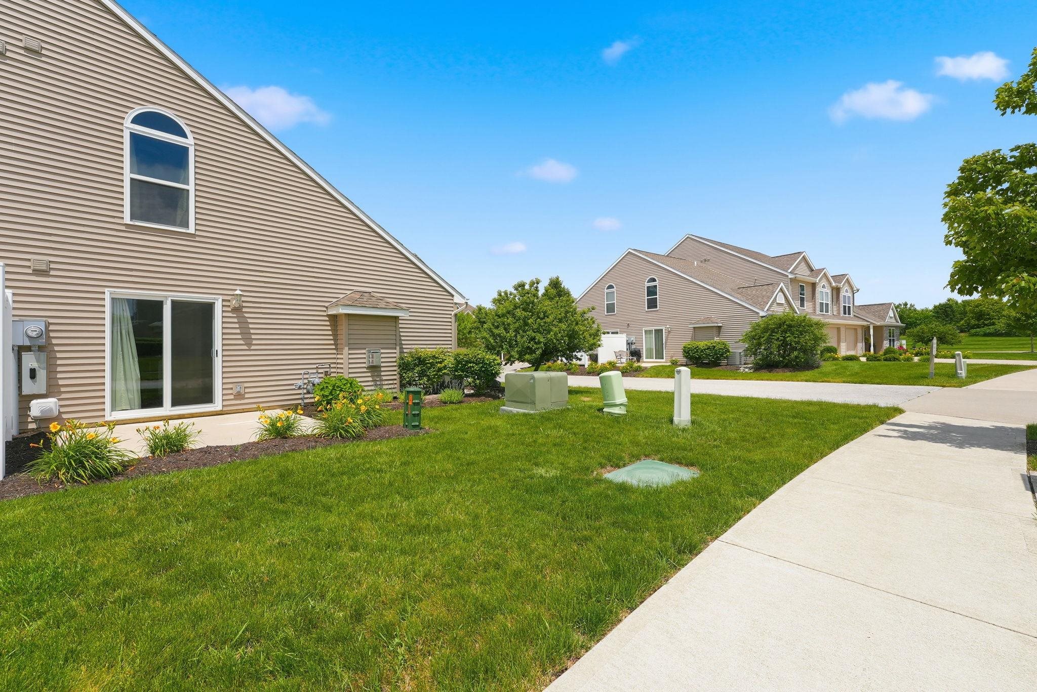 10001 Oak Trail Road Fort Wayne, IN 46825 - Photo 28 of 33