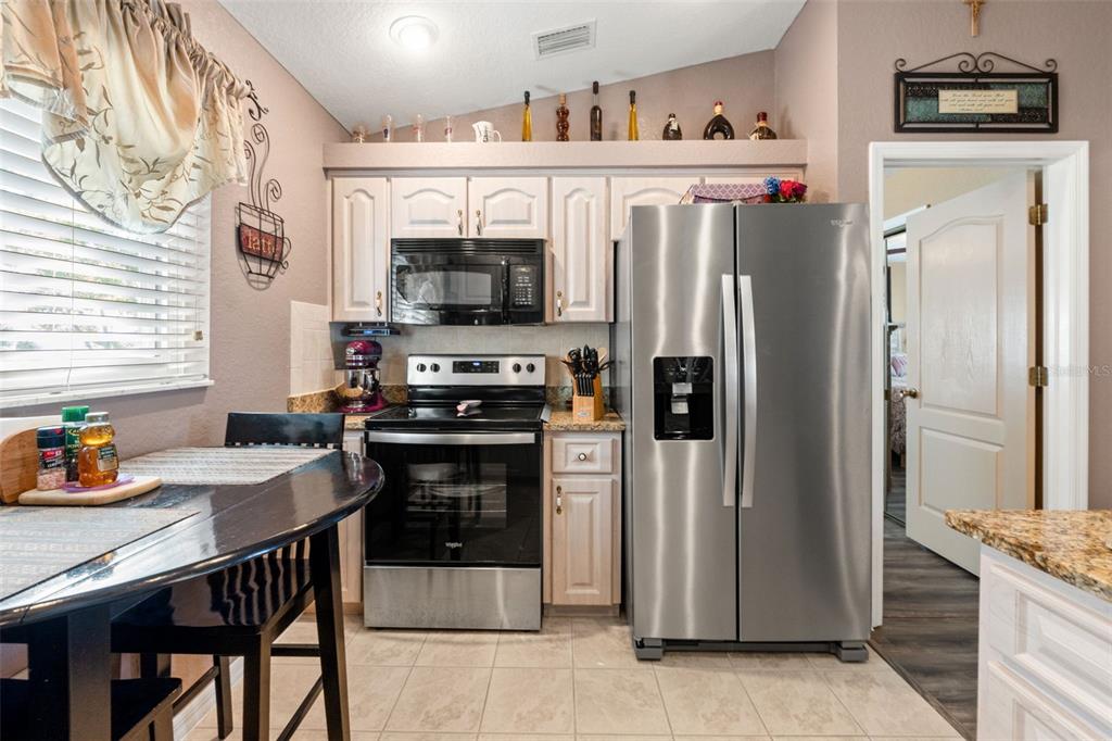 5339 Roble Avenue Spring Hill, FL 34608 - Photo 10 of 32