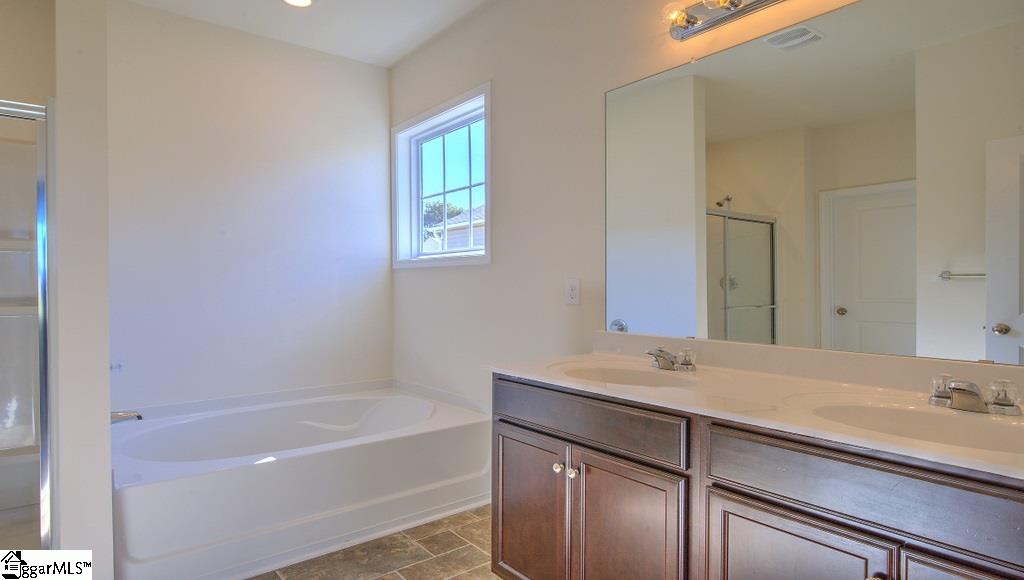 231 Hillendale Way Pelzer, SC 29669 - Photo 31 of 36 Gallery Image 31