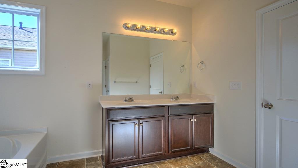 231 Hillendale Way Pelzer, SC 29669 - Photo 32 of 36 Gallery Image 32