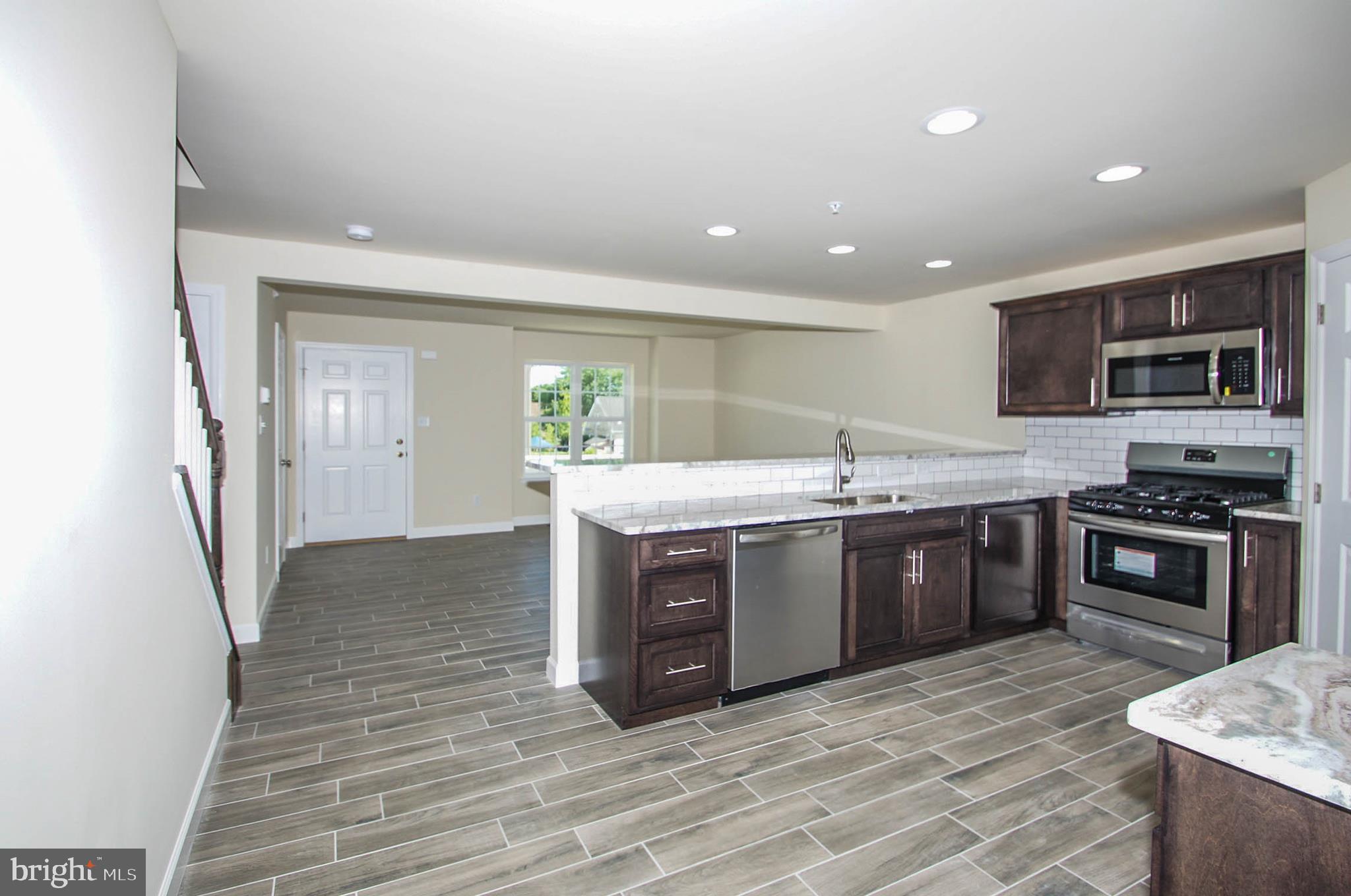 520 Arietta Court Reading, PA 19605 - Photo 3 of 26