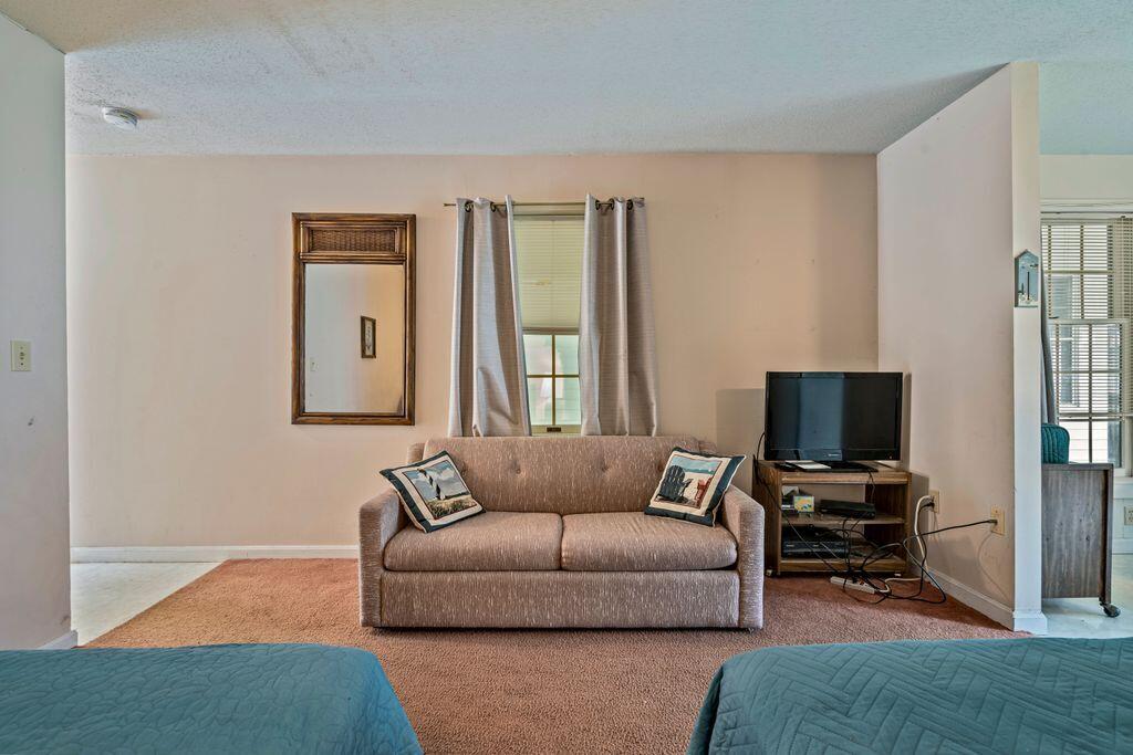 1762 Post Road, Unit 115 Wells, ME 04090 - Photo 7 of 22 8_DSC05335