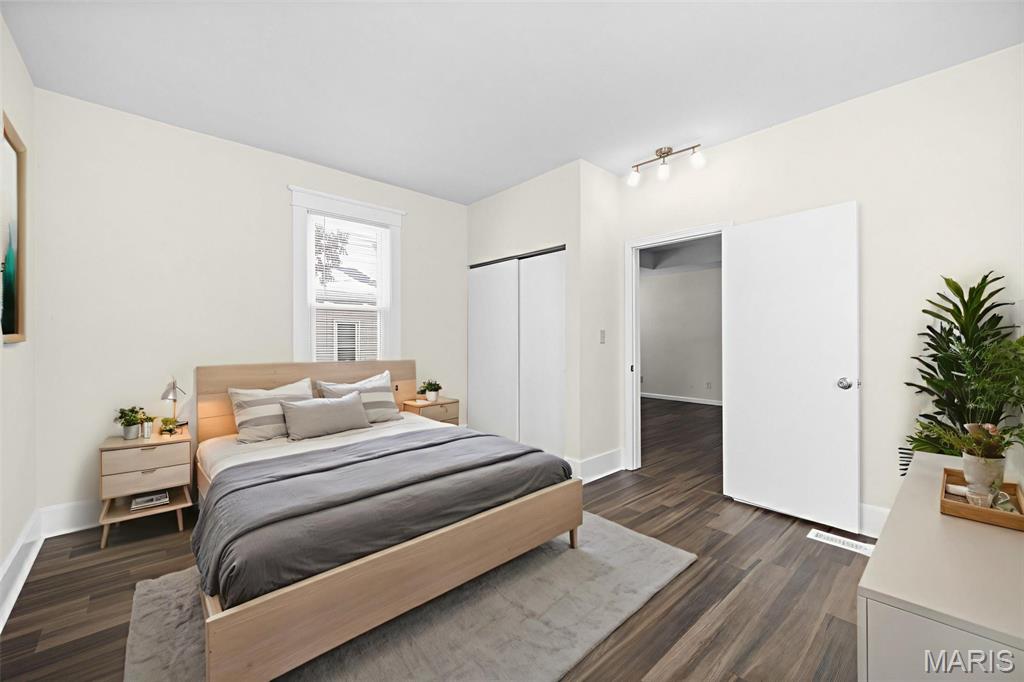 1114 Lasalle Street Belleville, IL 62221 - Photo 15 of 33