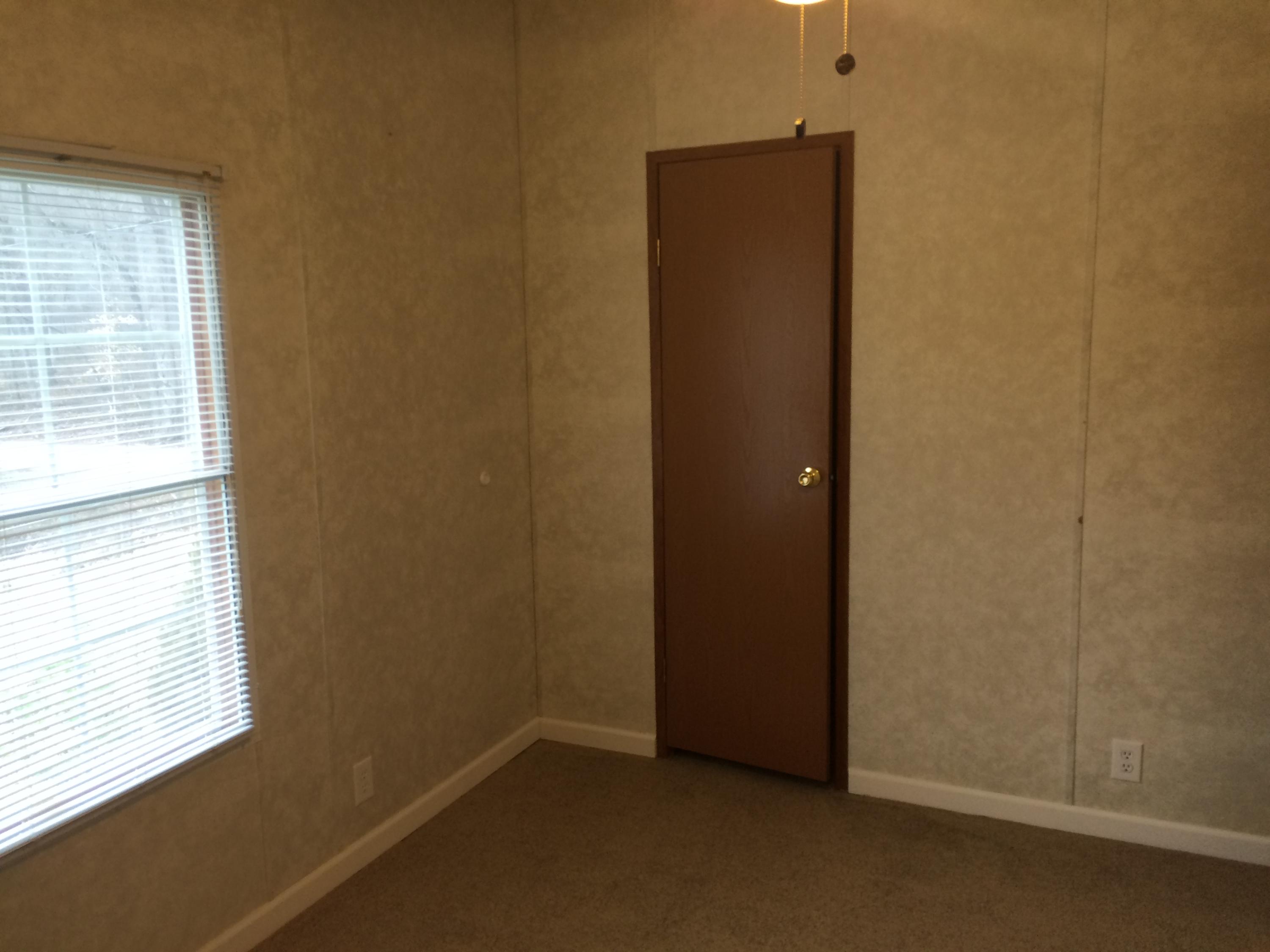 2336 Gamble Drive Heiskell, TN 37754 - Photo 11 of 17 2015-03-09 17.31.40.jpg