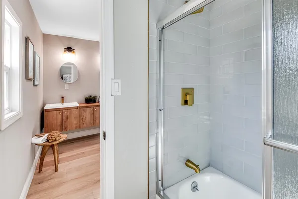 $425,000 | 15 Meadowview Drive, Novato, CA 94949