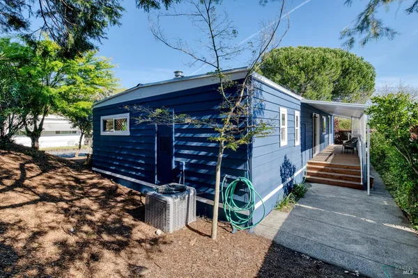 $425,000 | 15 Meadowview Drive, Novato, CA 94949