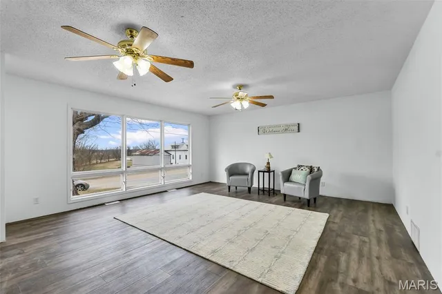 $167,900 | 1064 State Hwy A, Benton, MO 63736