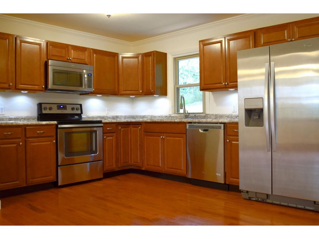 252 Watson Road Bristol, TN 37620 - Photo 8 of 25 Completely Updated Kitchen
