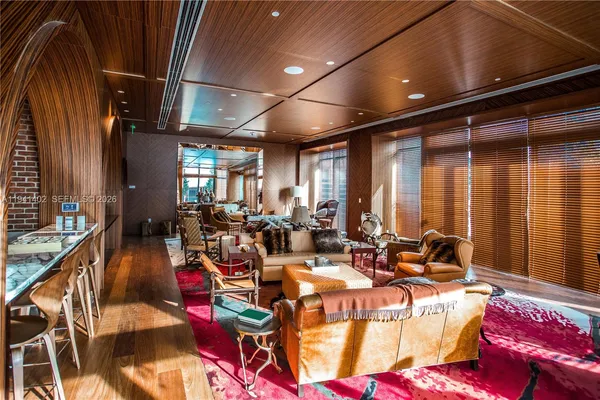 a very nice looking room with many windows
