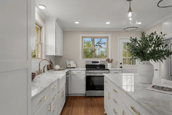 $849,999 | 1217 A Davidson Road, Nashville, TN 37205