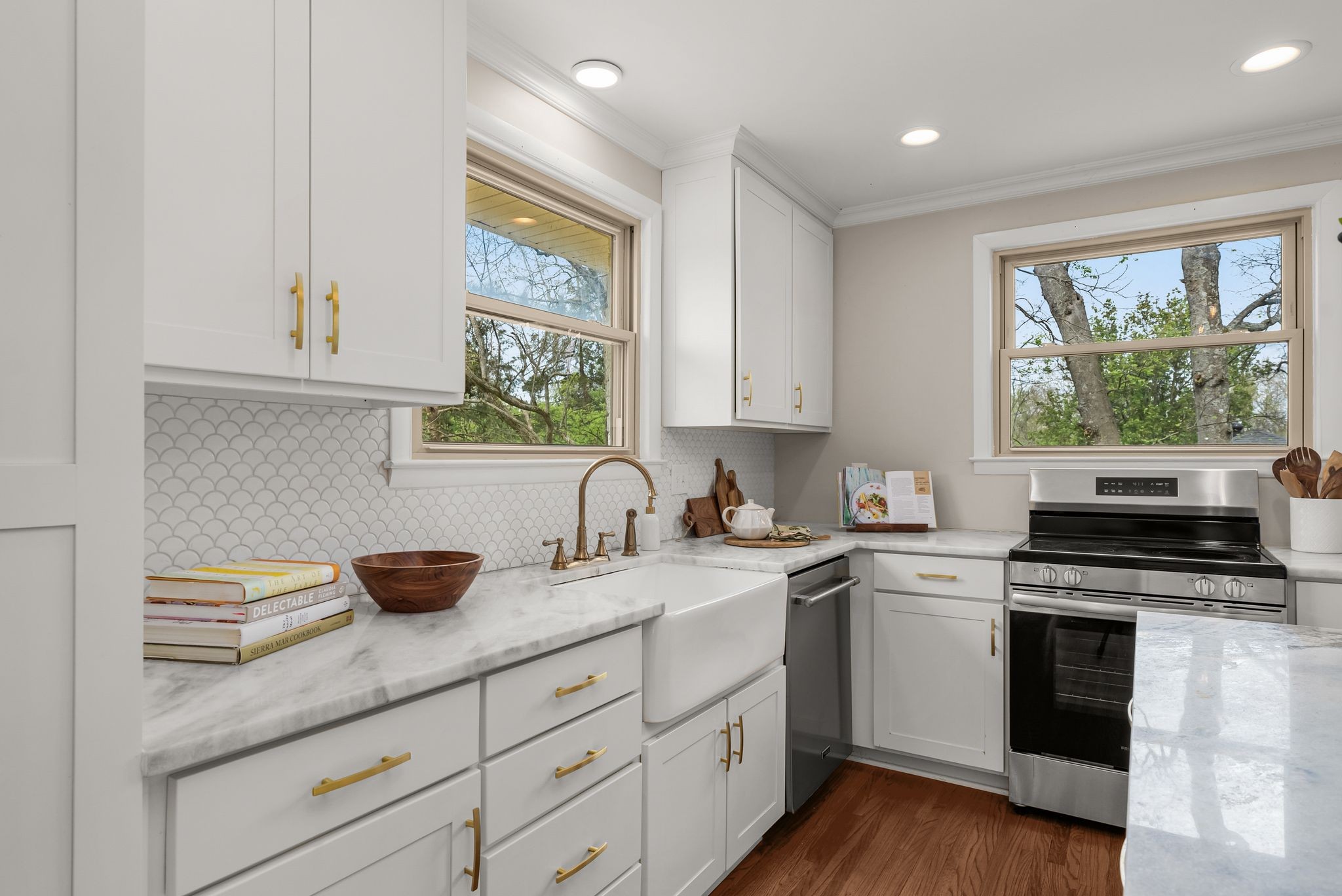 1217 A Davidson Road Nashville, TN 37205 - Photo 15 of 29 a kitchen with sink cabinets and window