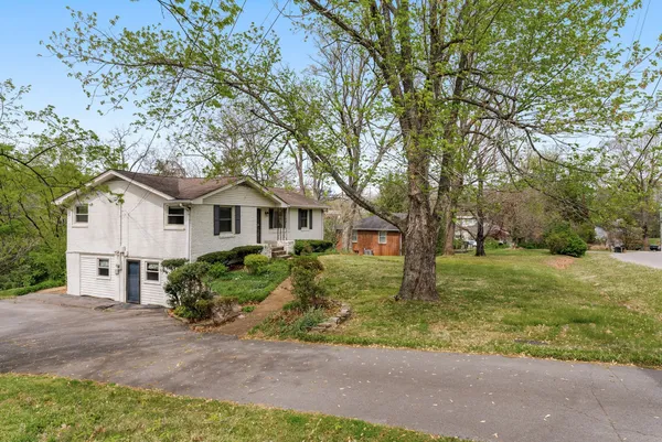 $849,999 | 1217 A Davidson Road, Nashville, TN 37205