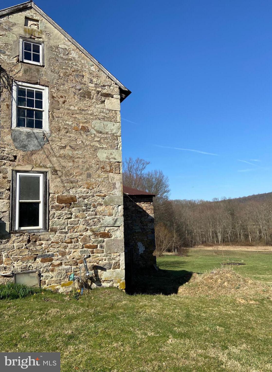 260 Bethesda Road Elverson, PA 19520 - Photo 31 of 35