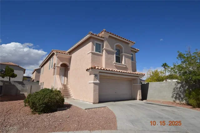 $1,950 | 3969 North Jazzy Ginger Court, Las Vegas, NV 89129