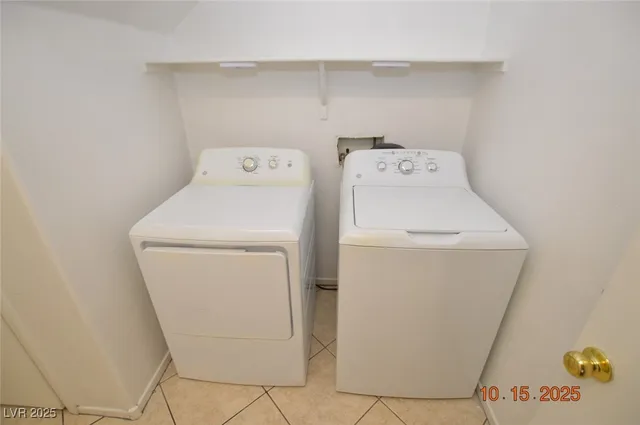 $1,950 | 3969 North Jazzy Ginger Court, Las Vegas, NV 89129