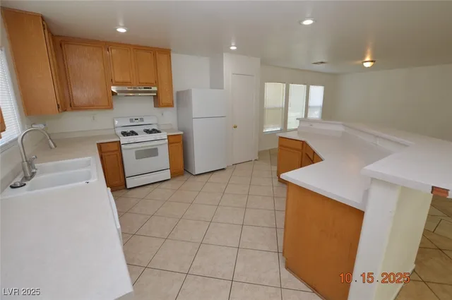 $1,950 | 3969 North Jazzy Ginger Court, Las Vegas, NV 89129