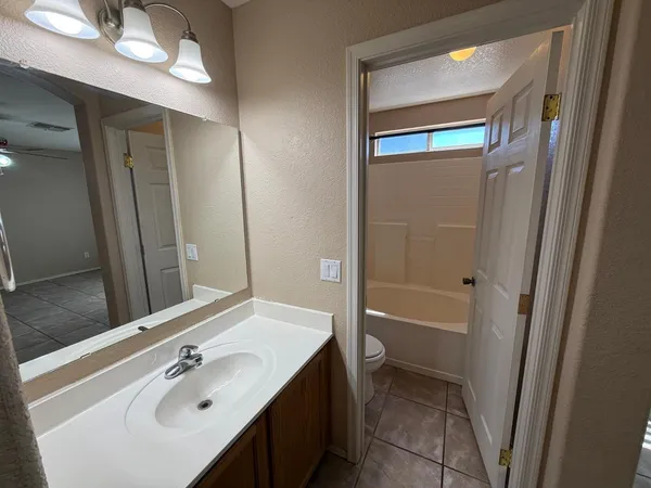 $2,000 | 3623 West Villa Linda Drive, Glendale, AZ 85310