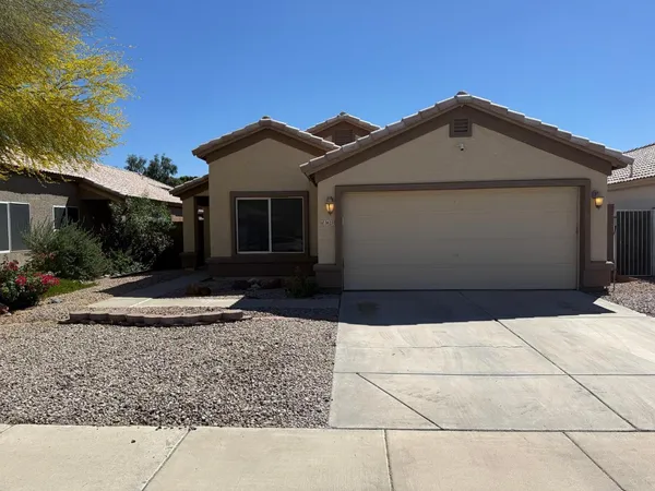 $2,000 | 3623 West Villa Linda Drive, Glendale, AZ 85310