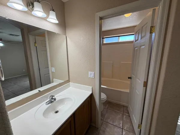 $2,000 | 3623 West Villa Linda Drive, Glendale, AZ 85310