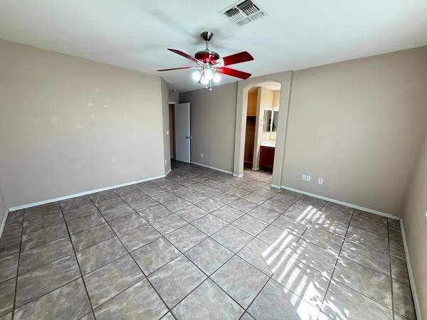 $2,000 | 3623 West Villa Linda Drive, Glendale, AZ 85310