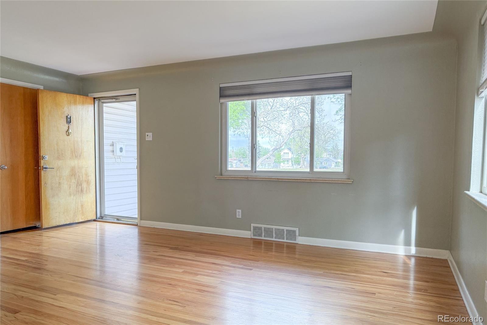 4125 Gray Street Wheat Ridge, CO 80212 - Photo 3 of 25