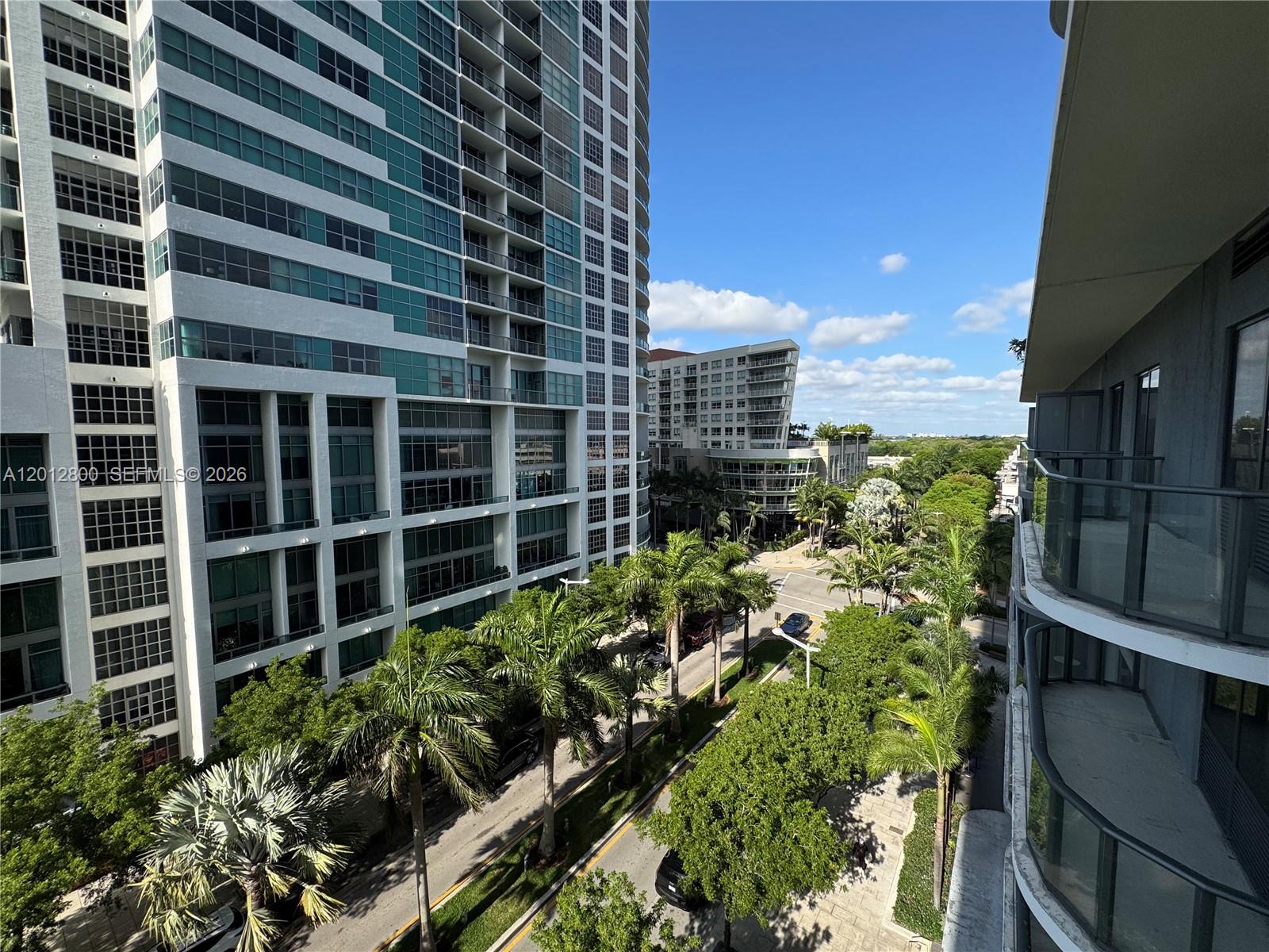 121 Northeast 34th Street, Unit L601 Miami, FL 33137 - Photo 14 of 32 a view of a garden