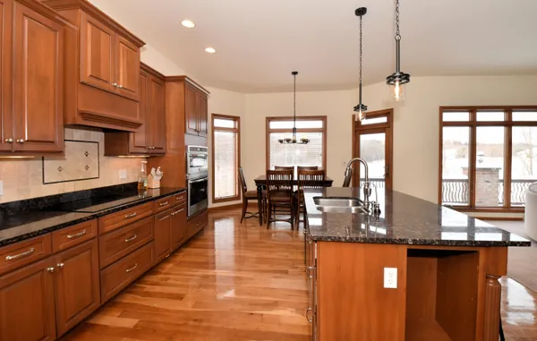 $769,900 | N6393 Tradewinds Circle, Beaver Dam, WI 53916