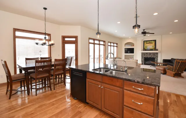 $799,900 | N6393 Tradewinds Circle, Beaver Dam, WI 53916