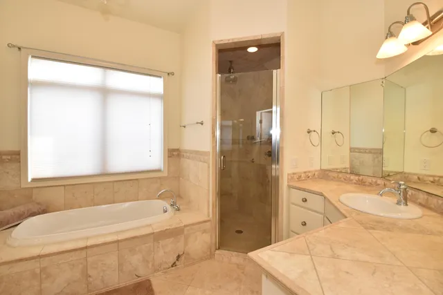 $799,900 | N6393 Tradewinds Circle, Beaver Dam, WI 53916