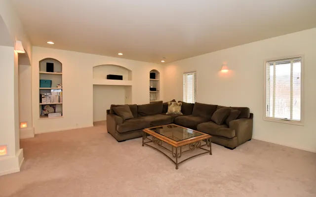 $799,900 | N6393 Tradewinds Circle, Beaver Dam, WI 53916