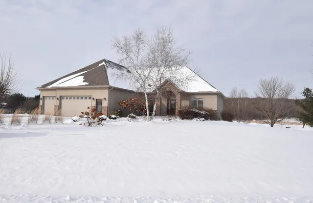 $799,900 | N6393 Tradewinds Circle, Beaver Dam, WI 53916