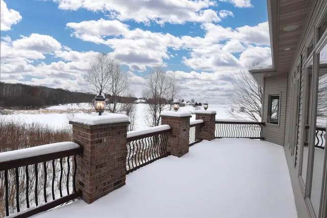 $799,900 | N6393 Tradewinds Circle, Beaver Dam, WI 53916