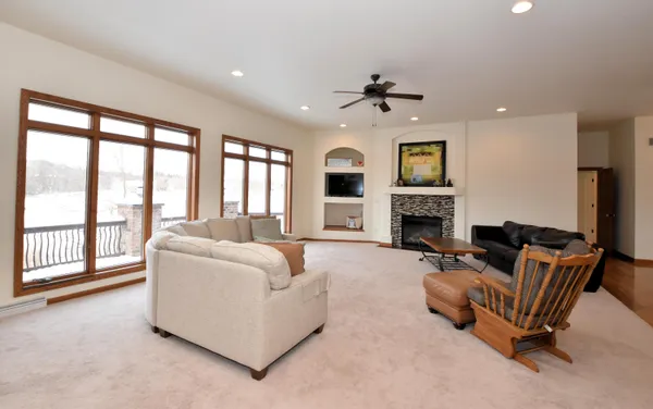 $769,900 | N6393 Tradewinds Circle, Beaver Dam, WI 53916