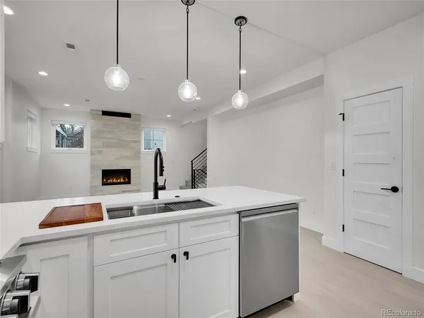$5,500 | 4640 West 39th Avenue, Denver, CO 80212