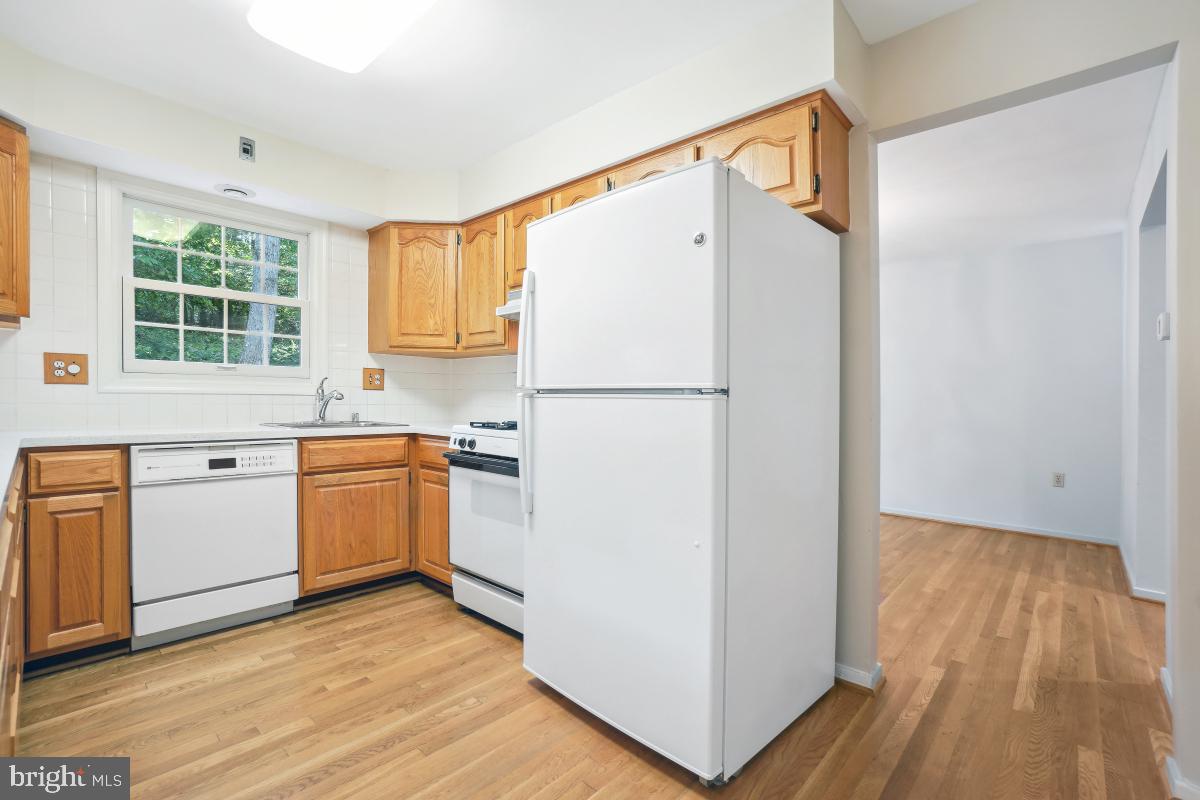 10927 Howland Drive Reston, VA 20191 - Photo 13 of 52 Gallery Image 13