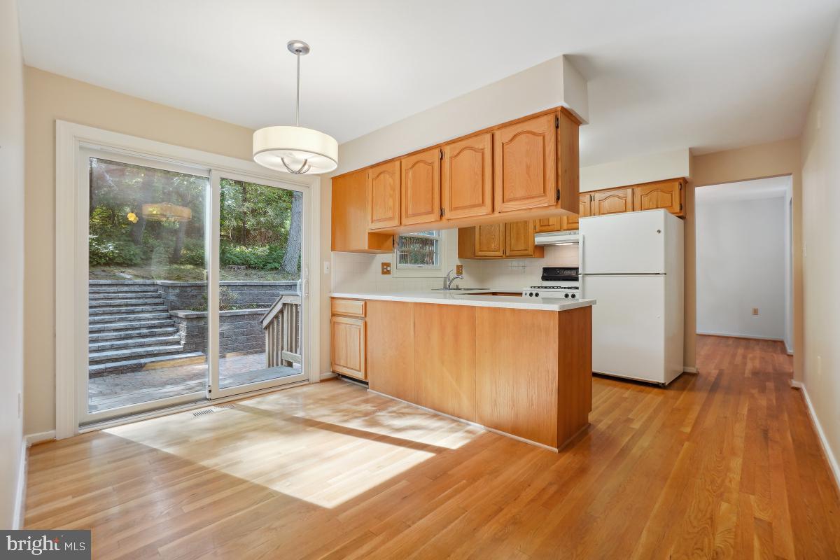 10927 Howland Drive Reston, VA 20191 - Photo 18 of 52 Gallery Image 18