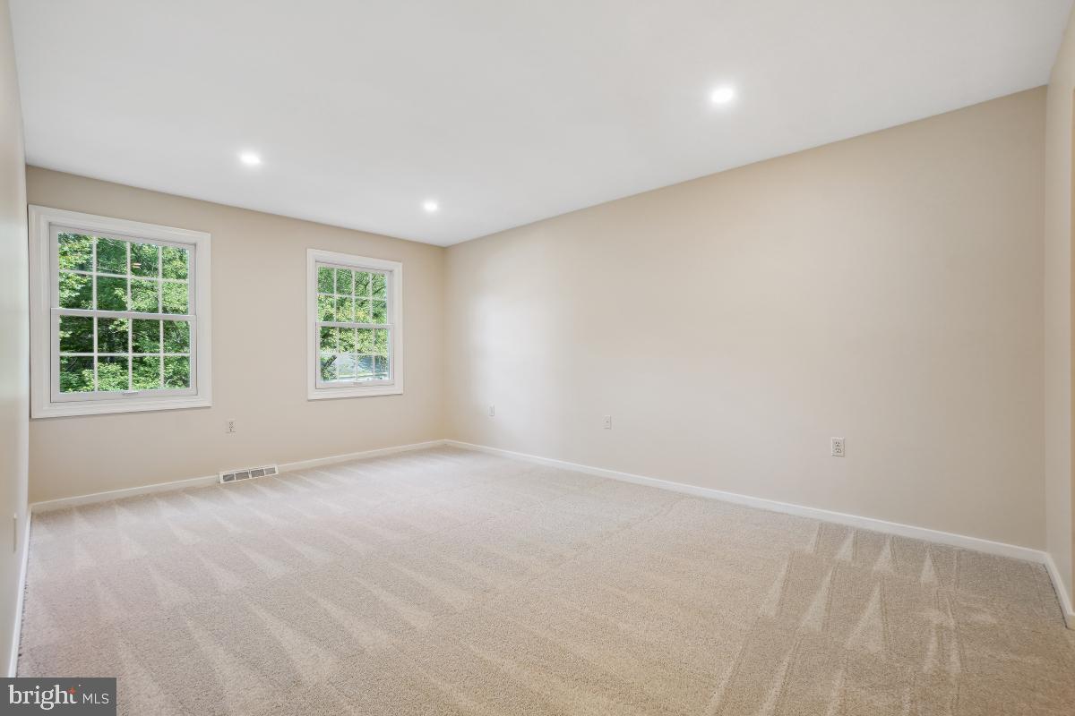 10927 Howland Drive Reston, VA 20191 - Photo 27 of 52 Gallery Image 27