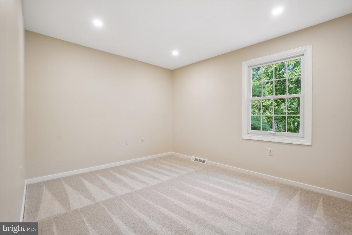 10927 Howland Drive Reston, VA 20191 - Photo 31 of 52 Gallery Image 31