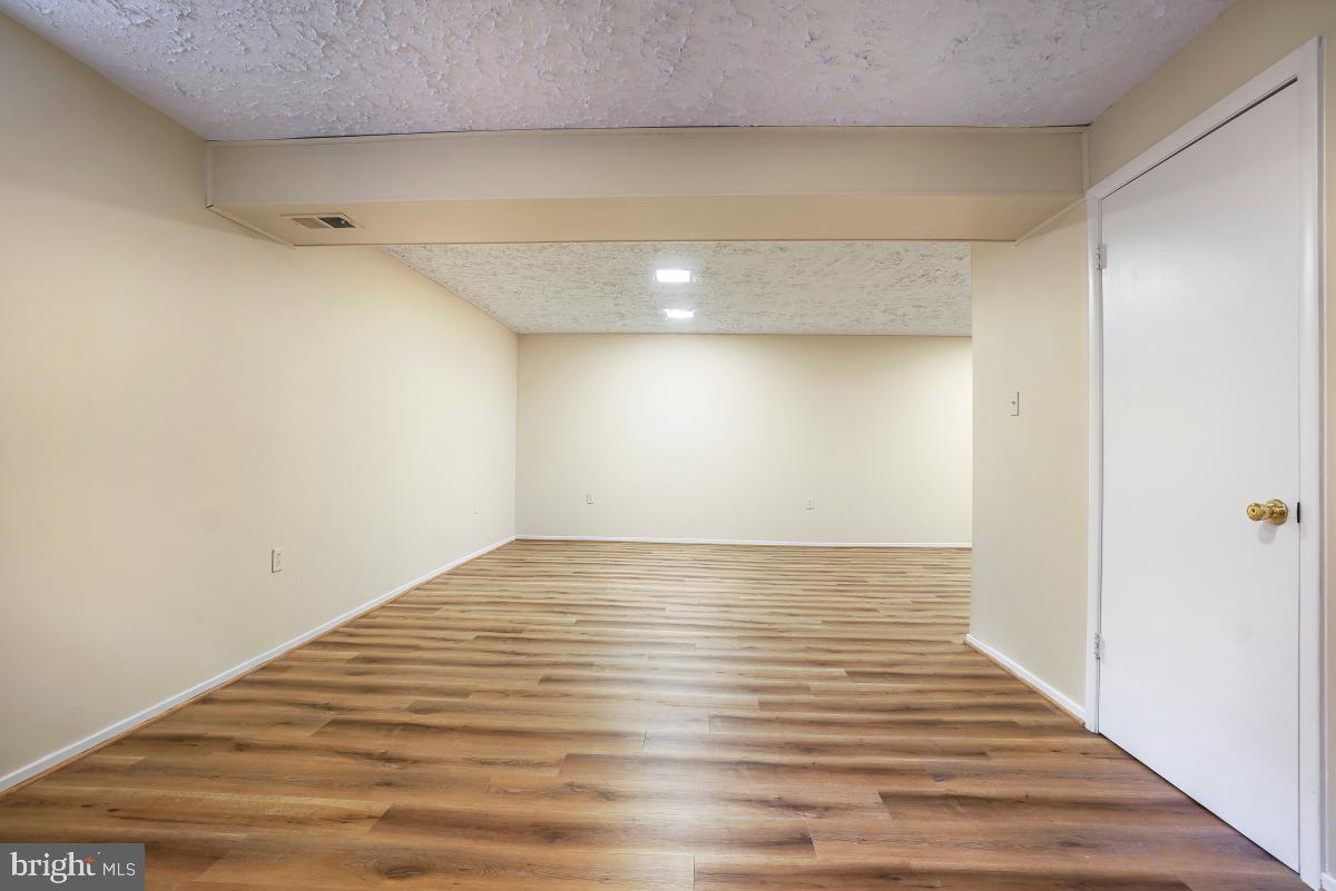 10927 Howland Drive Reston, VA 20191 - Photo 41 of 52 Gallery Image 41