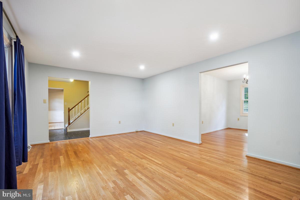 10927 Howland Drive Reston, VA 20191 - Photo 9 of 52 Gallery Image 9