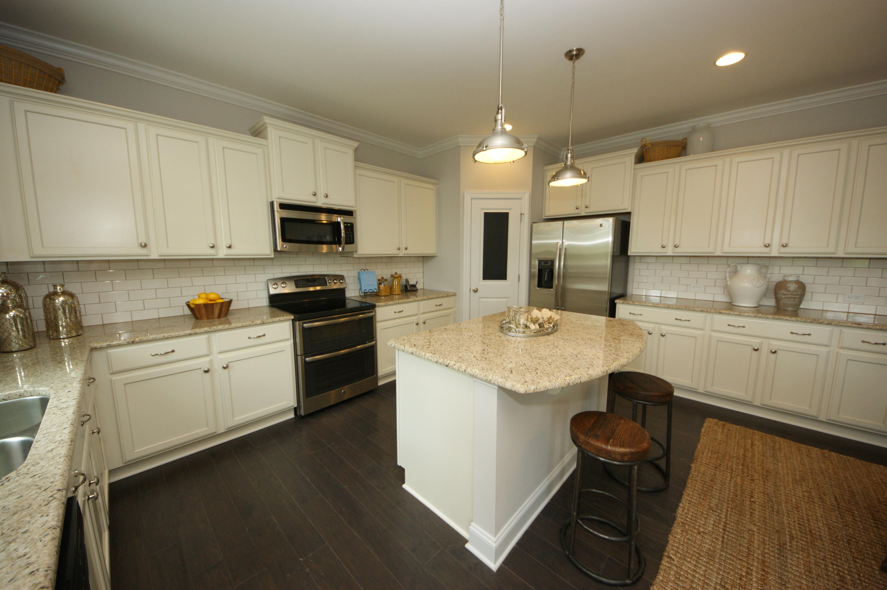 140 Whaler Road Summerville, SC 29485 - Photo 39 of 56 Kitchen3 WM