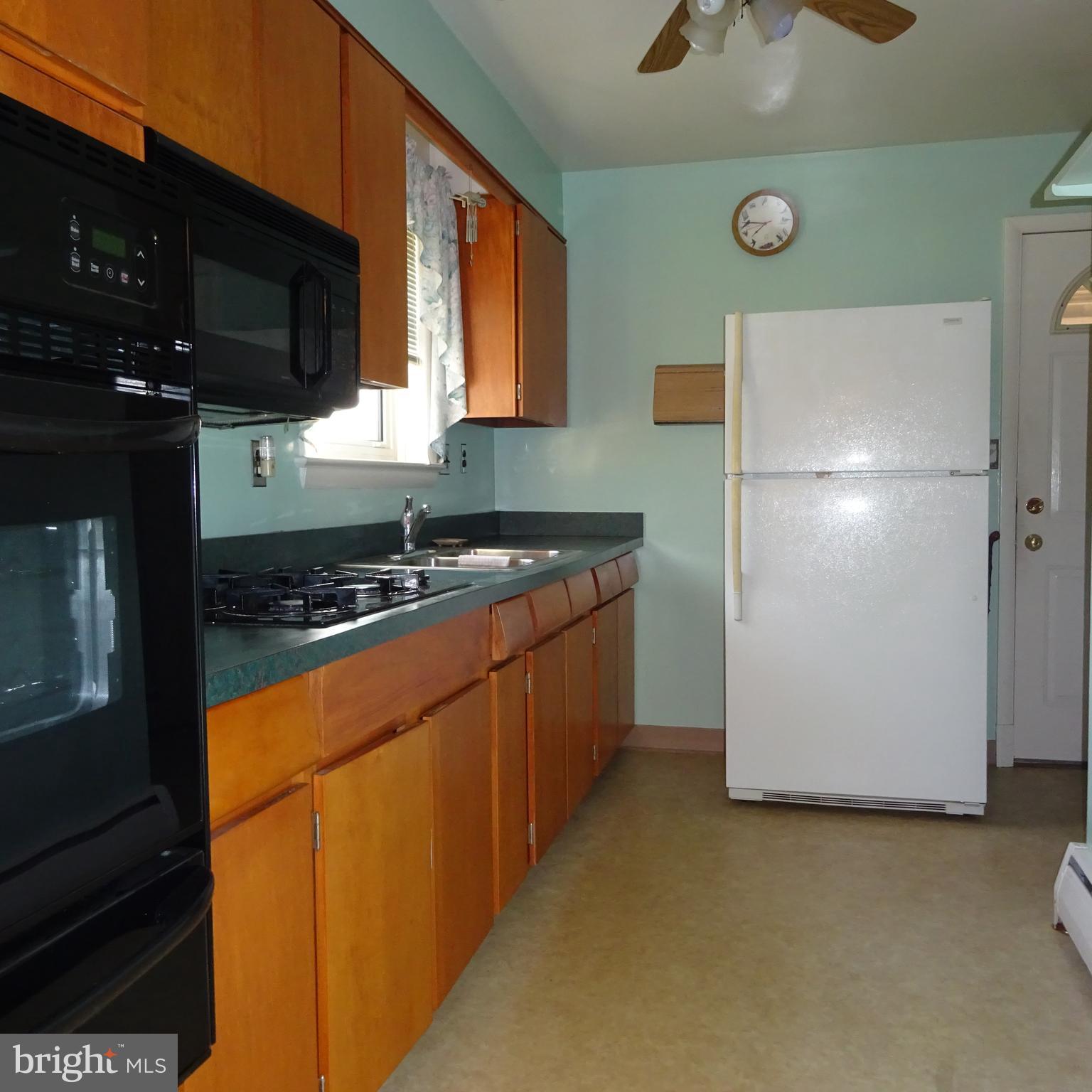 5602 Lockwood Road Cheverly, MD 20785 - Photo 4 of 34 Gallery Image 4