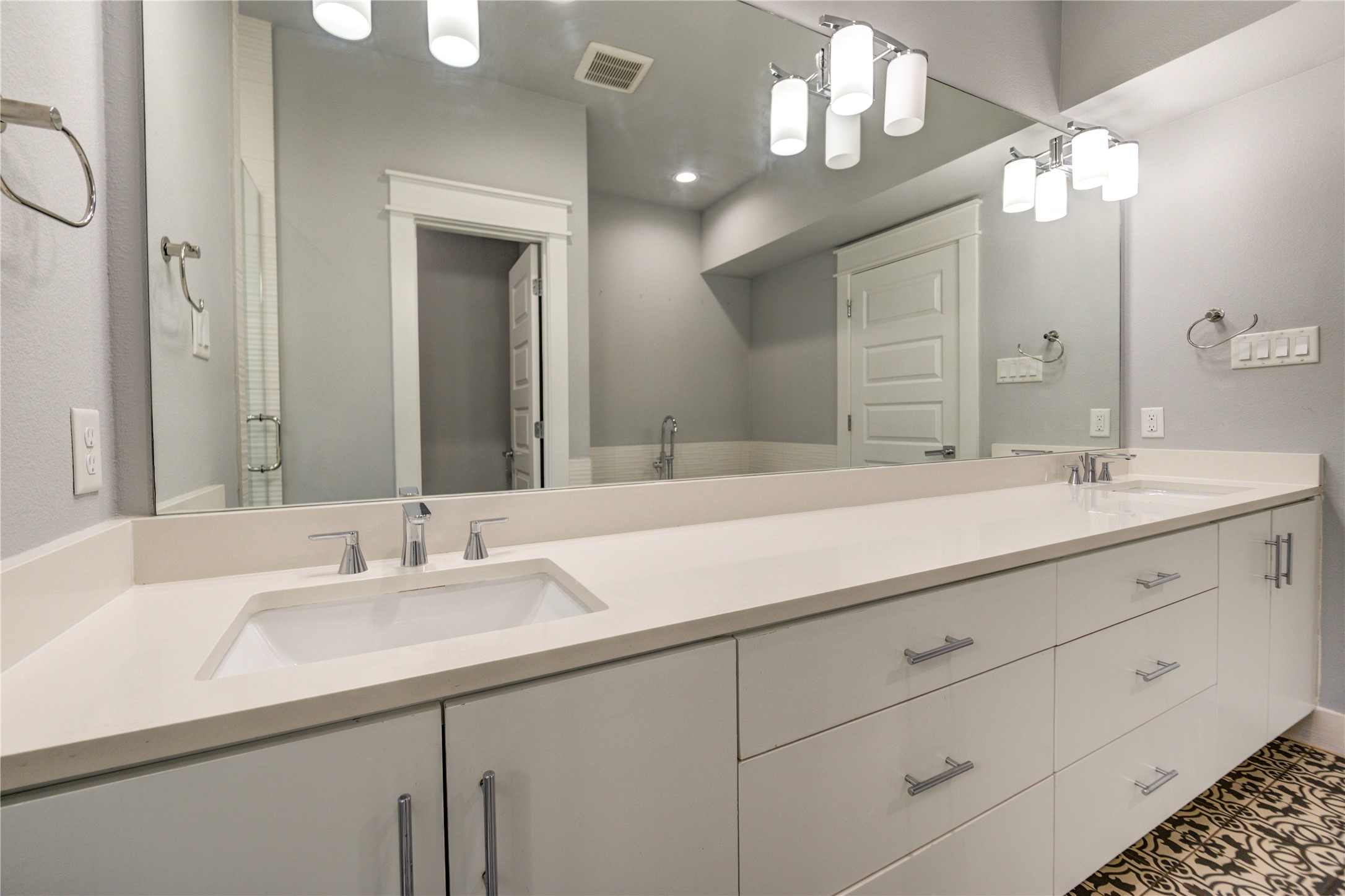 3306 Cline Street Houston, TX 77020 - Photo 18 of 30 a bathroom with a sink double vanity and a mirror