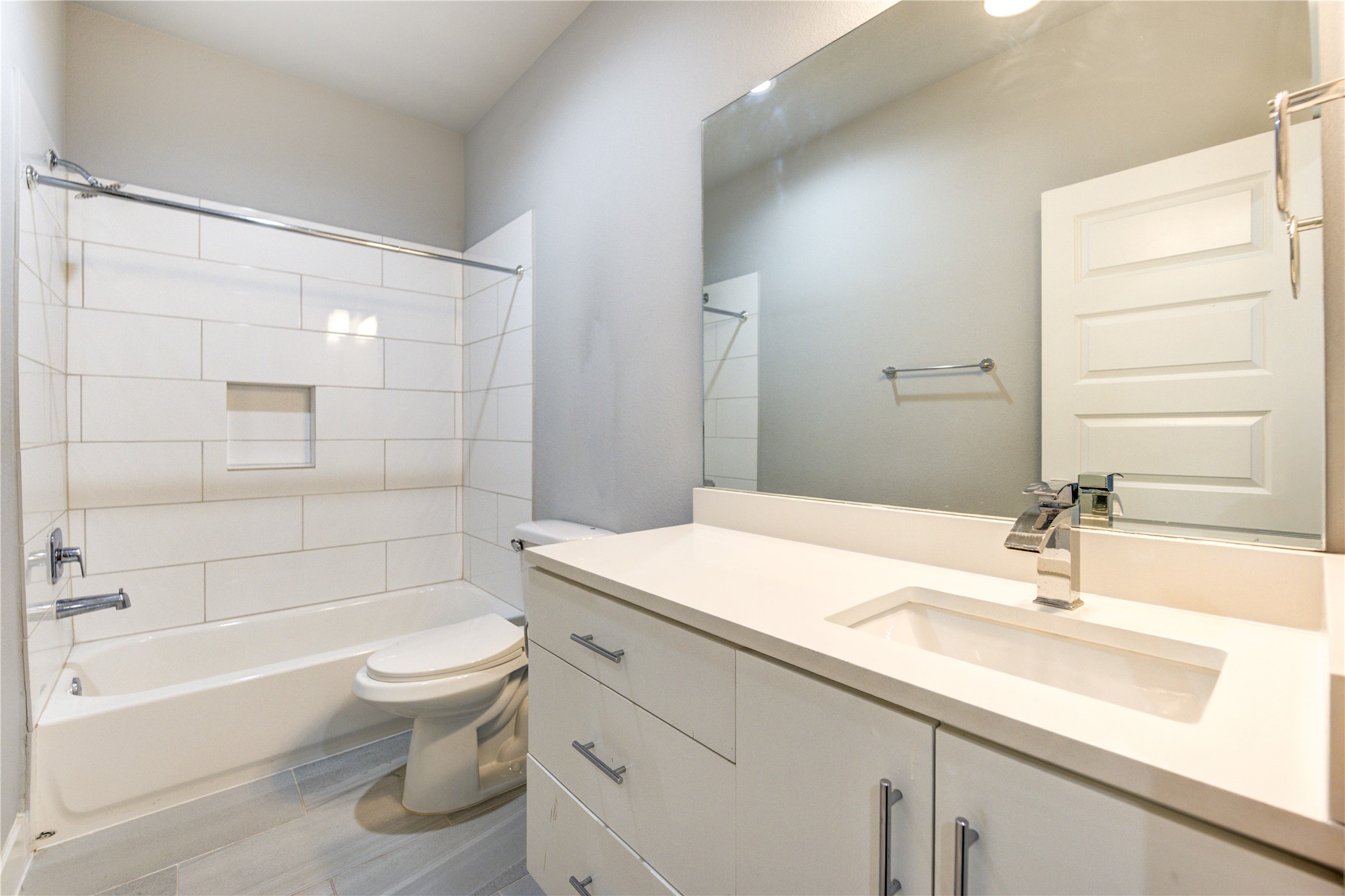 3306 Cline Street Houston, TX 77020 - Photo 22 of 30 a bathroom with a sink a toilet and shower